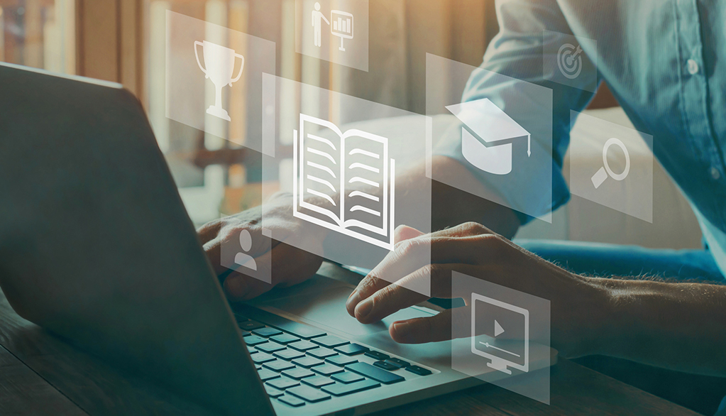 Potencia tus competencias digitales con la Especialización en Gestión de Escuelas Digitales de la USIL Potencia tus competencias digitales con la Especialización en Gestión de Escuelas Digitales de la USIL