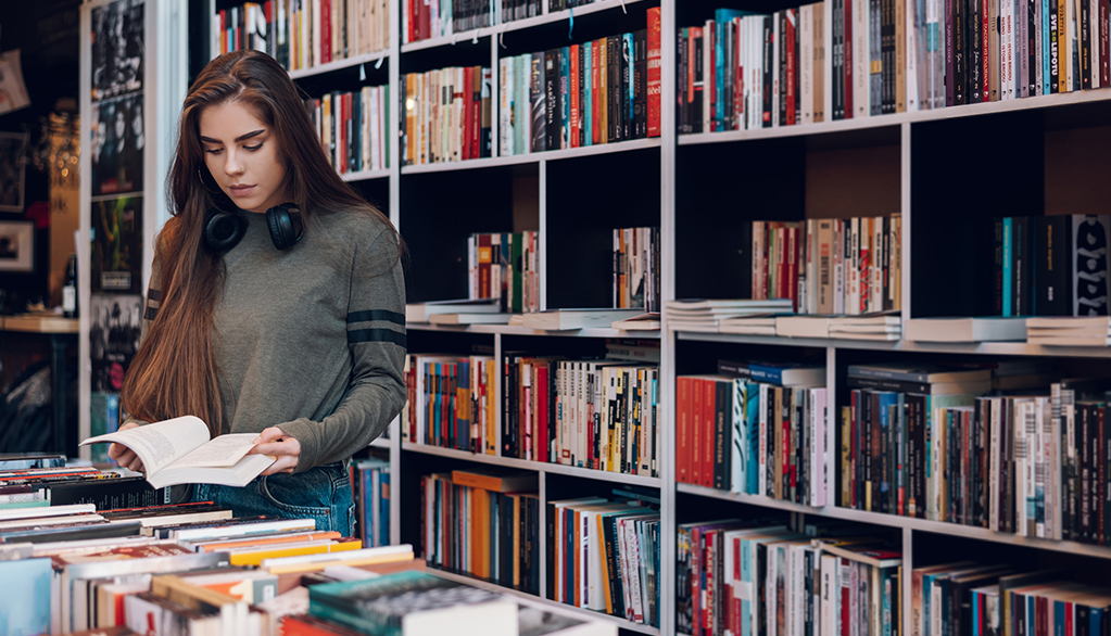 compra de libros y otros materiales compra de libros y otros materiales