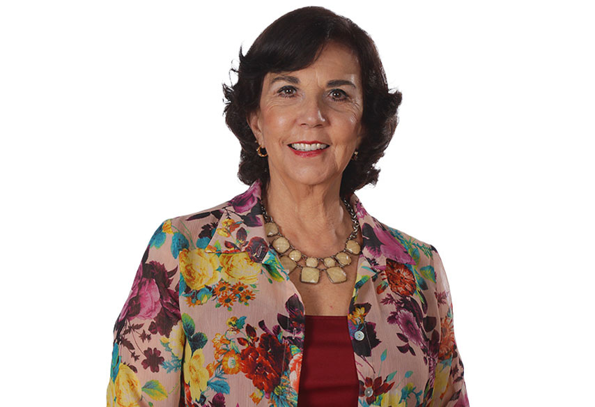 Mercedes Saravia, directora de la carrera de Medicina Humana