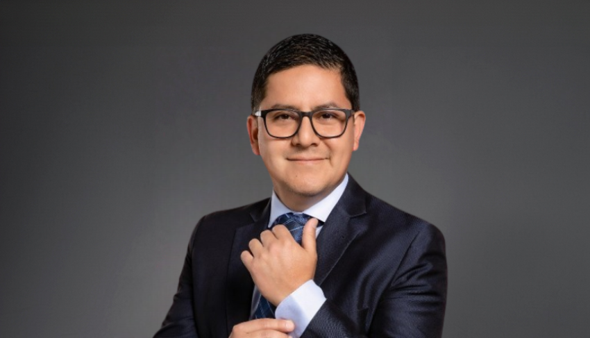 Daniel Vivar Daniel Vivar