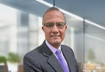 Dr. Hugo Meza Pérez​