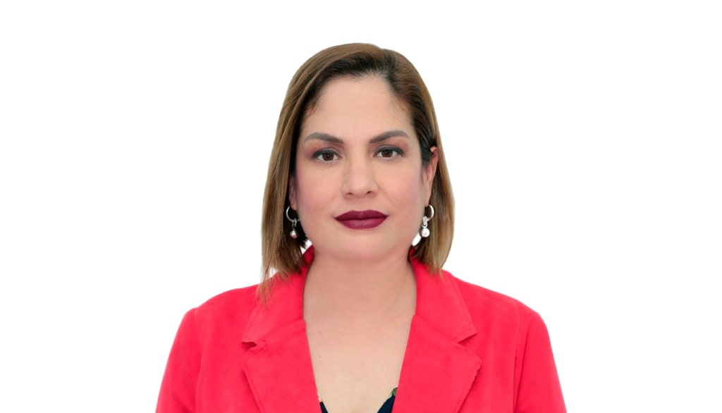 Dra. Sandra Huamán Pastorelli​