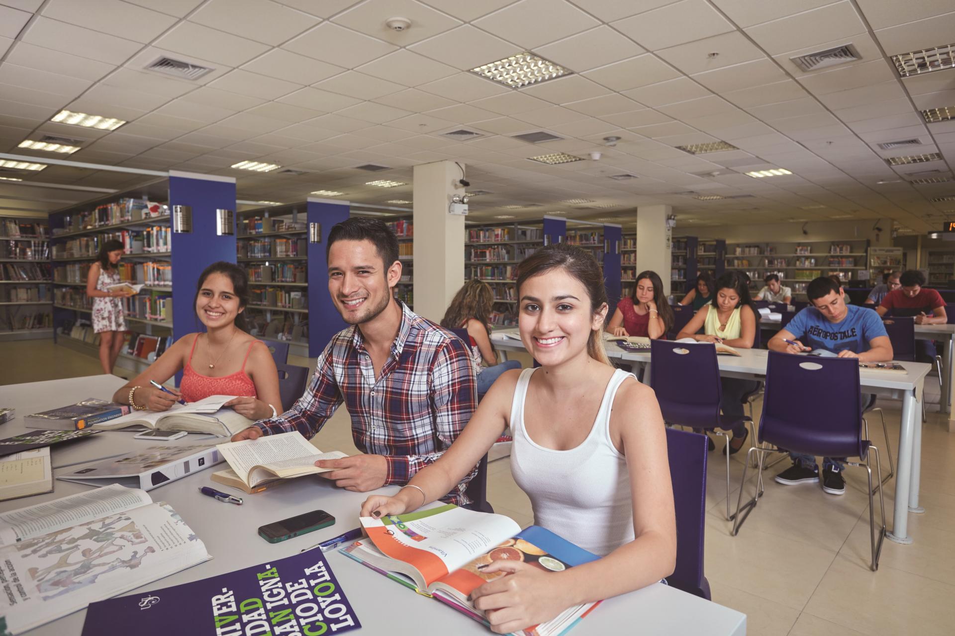 Bibliotecas, Salas y Espacios